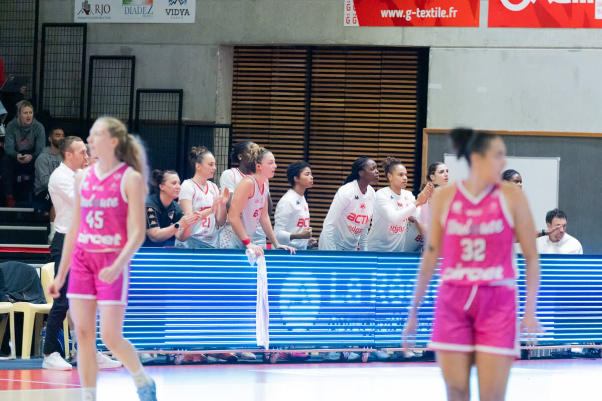 Nathalie Desset, Elena Zemoura and Maelynn Elmira-Eudaric (La Tronche Meylan) against Toulouse M.B., La Boulangère Wonderligue, October 7, 2026