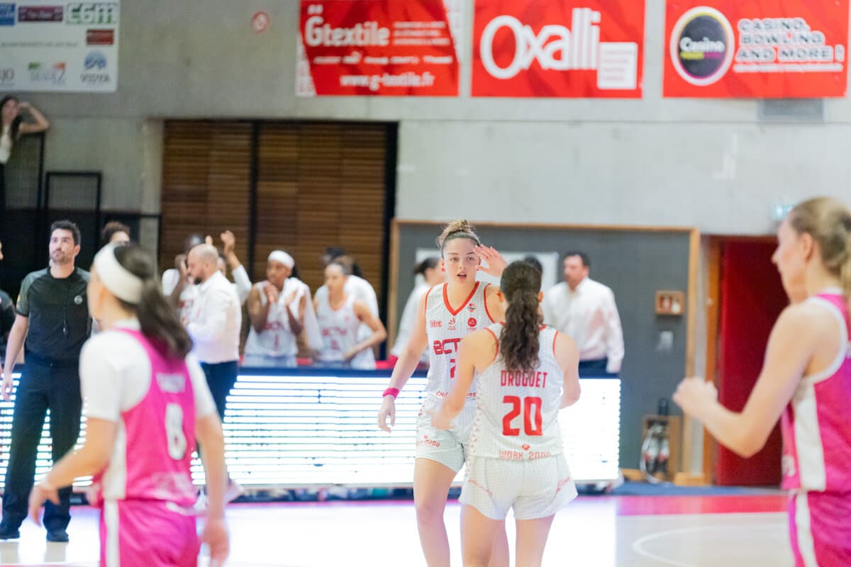 Elena Zemoura and Maroussia Droguet (La Tronche Meylan) against Toulouse M.B., La Boulangère Wonderligue, October 7, 2026