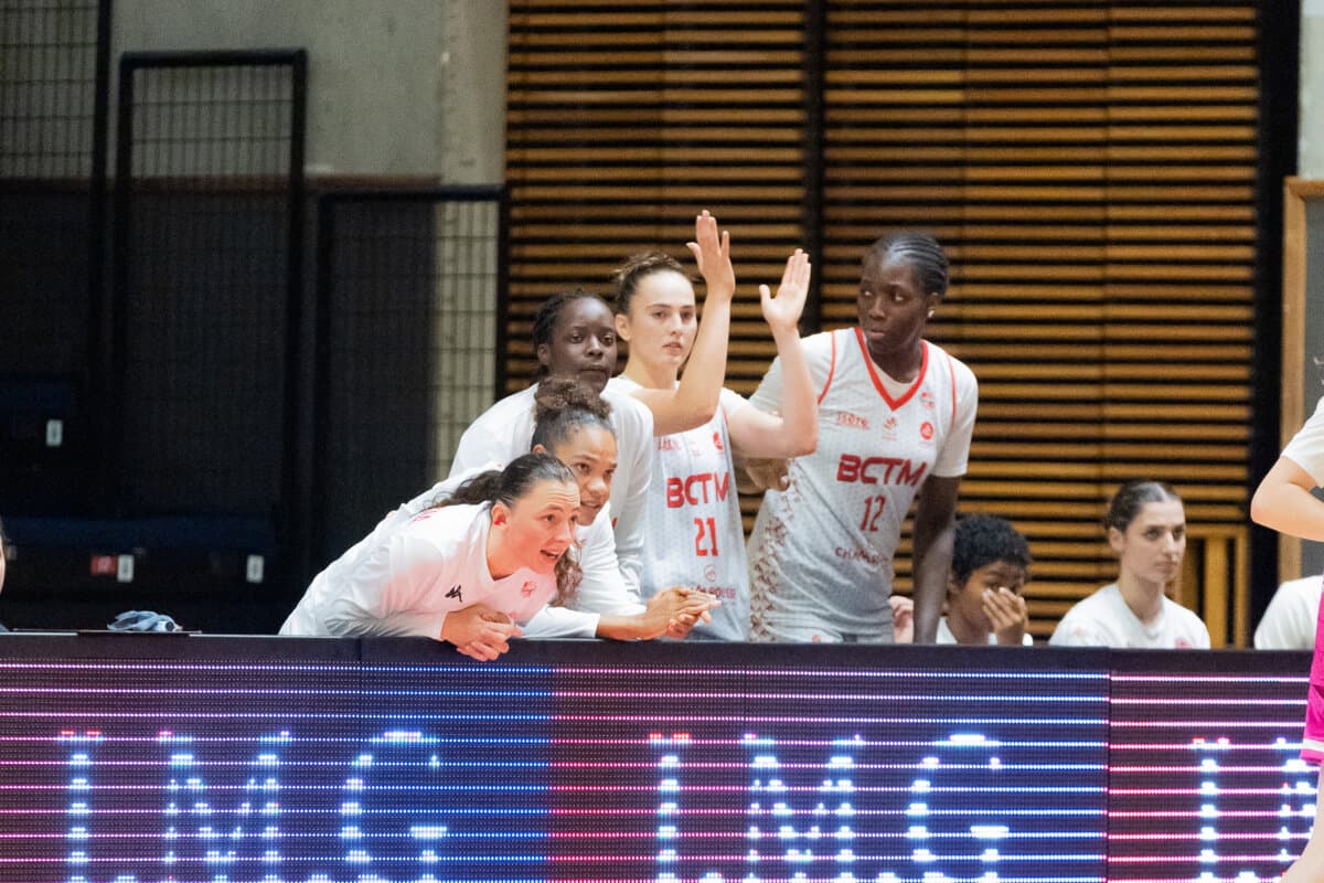 Penda Diagne, Nathalie Desset and Angie Nkodia (La Tronche Meylan) against Toulouse M.B., La Boulangère Wonderligue, October 7, 2026