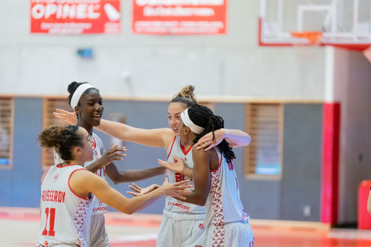 Ashunae Durant, Elena Zemoura and Merveille Lokoka (La Tronche Meylan) against Toulouse M.B., La Boulangère Wonderligue, October 7, 2026