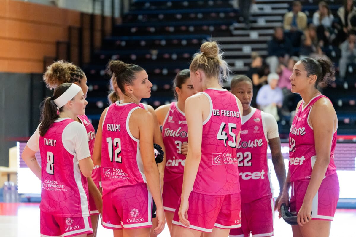 Léane Tardy, Julia Marthi-Toffolon and Laëtitia Guapo (Toulouse M.B.) against La Tronche Meylan, La Boulangère Wonderligue, October 7, 2026