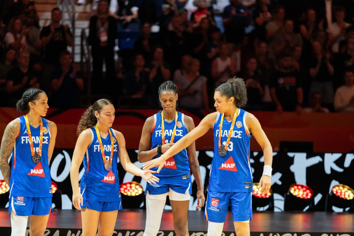 Janelle Salaün, Valériane Ayayi, Gabby Williams and Carla Leite (France (W)) against United States (W), Women's World Cup, September 13, 2026