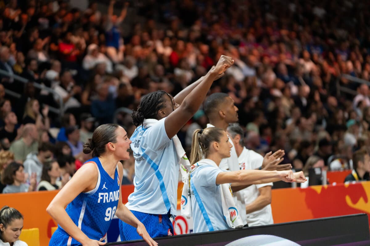 Aminata Gueye, Romane Bernies and Pauline Astier (France (W)) against United States (W), Women's World Cup, September 13, 2026