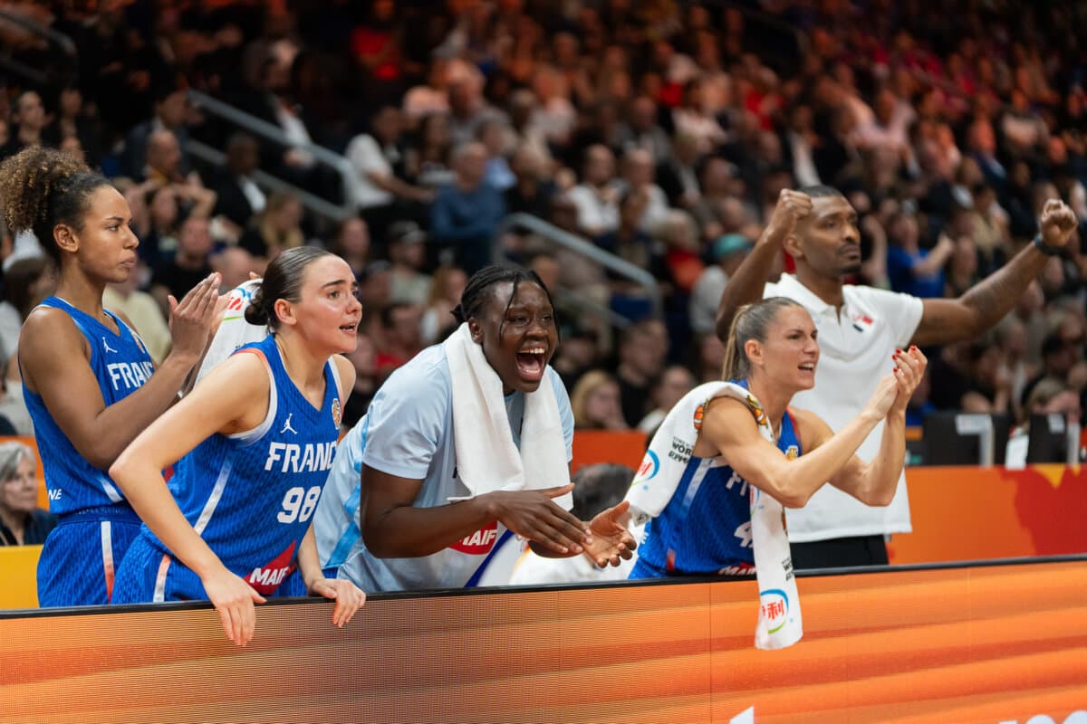 Aminata Gueye, Pauline Astier, Romane Bernies and Marième Badiane (France (F)) against United States (F), Women's World Cup, September 13, 2026
