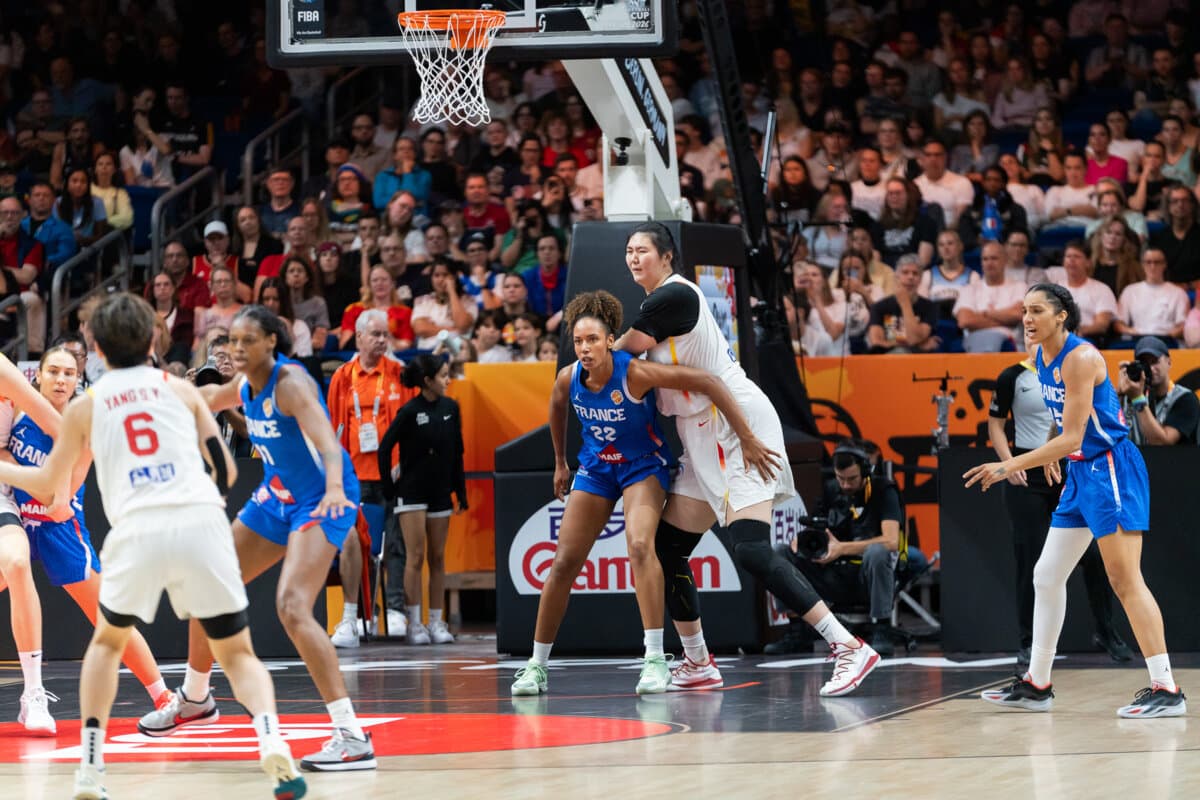 Han Xu (China (W)) against Marième Badiane (France (W)), Women's World Cup, September 10, 2026