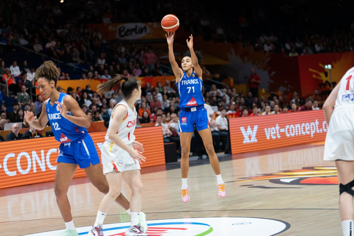 Leïla Lacan (France (W)) against China (W), Women's World Cup, September 10, 2026