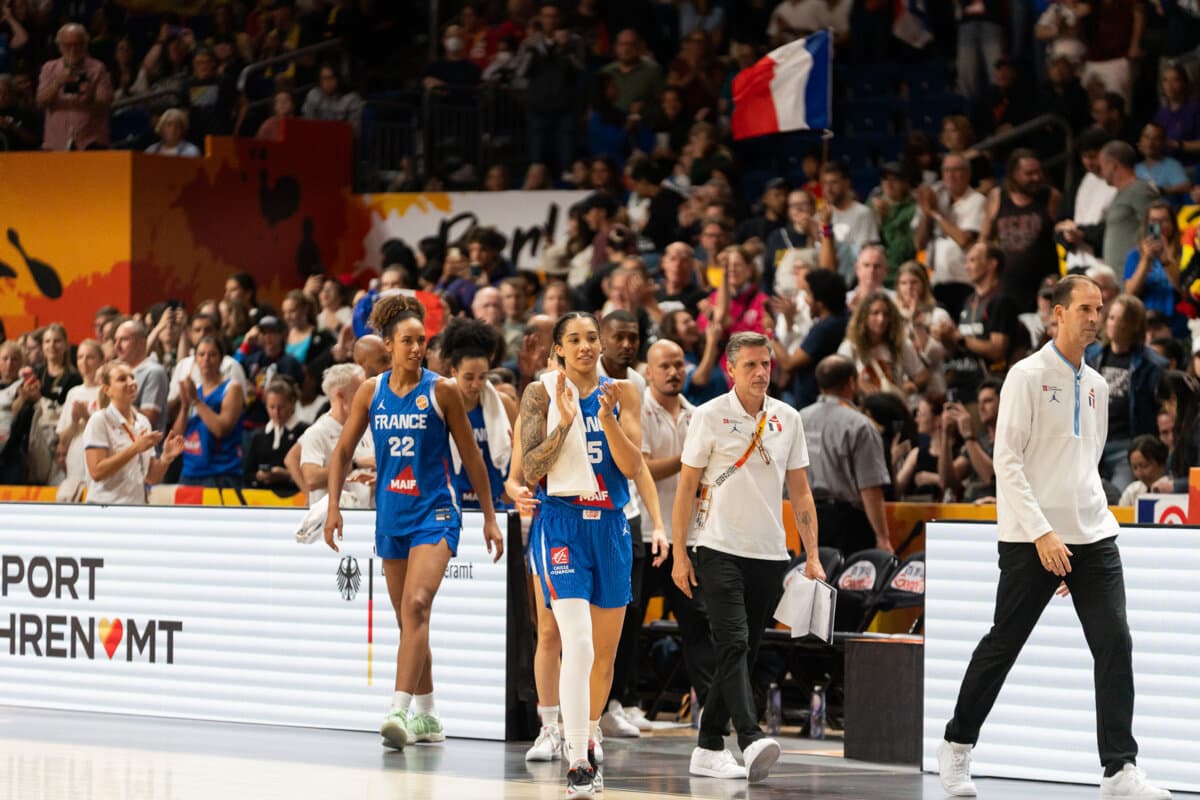 Gabby Williams and Marième Badiane (France (W)) against China (W), Women's World Cup, September 10, 2026