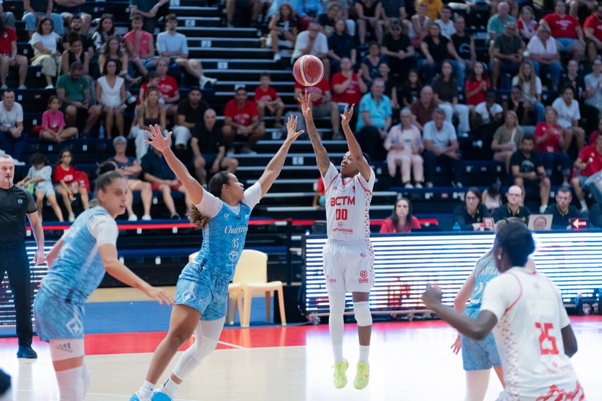 Jasmine Thomas (La Tronche Meylan) face à Chartres Féminin, La Boulangère Wonderligue, 27 septembre 2026