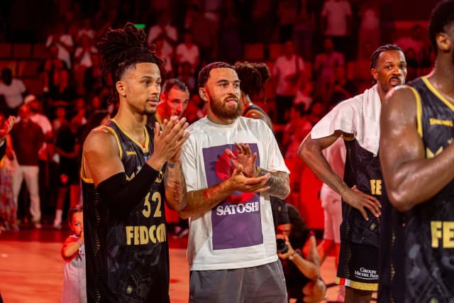 Incredible reunion: Mike James joins Matthew Strazel at Anadolu Efes!
