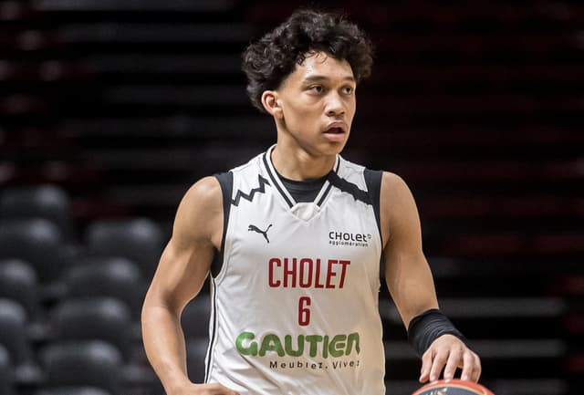 At 16, Aaron Towo-Nansi scores his first pro points with Cholet: « It’s a pride to hear my name chanted »