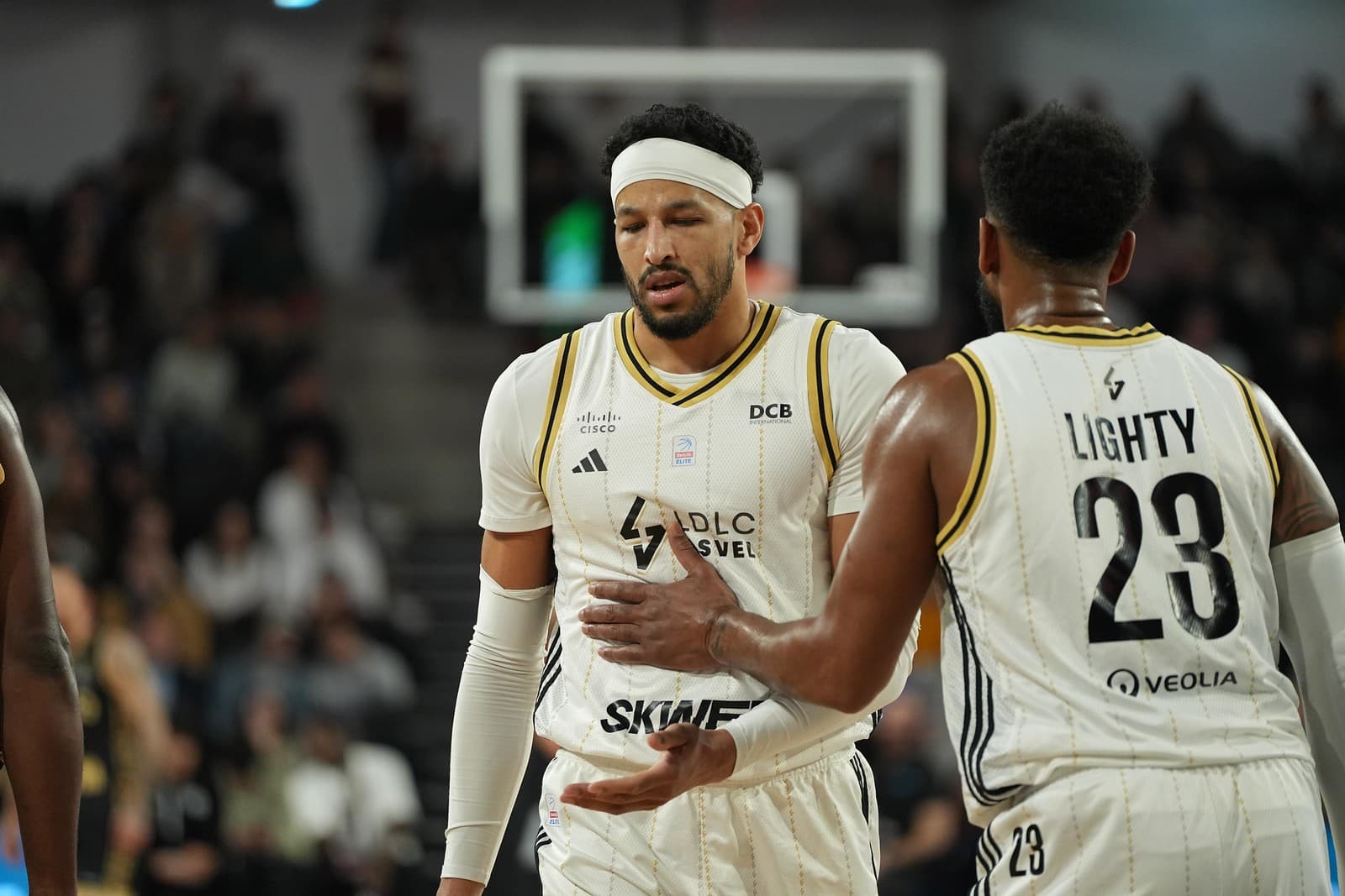 Andre Roberson likely leaving ASVEL? Tony Parker pessimistic about extension