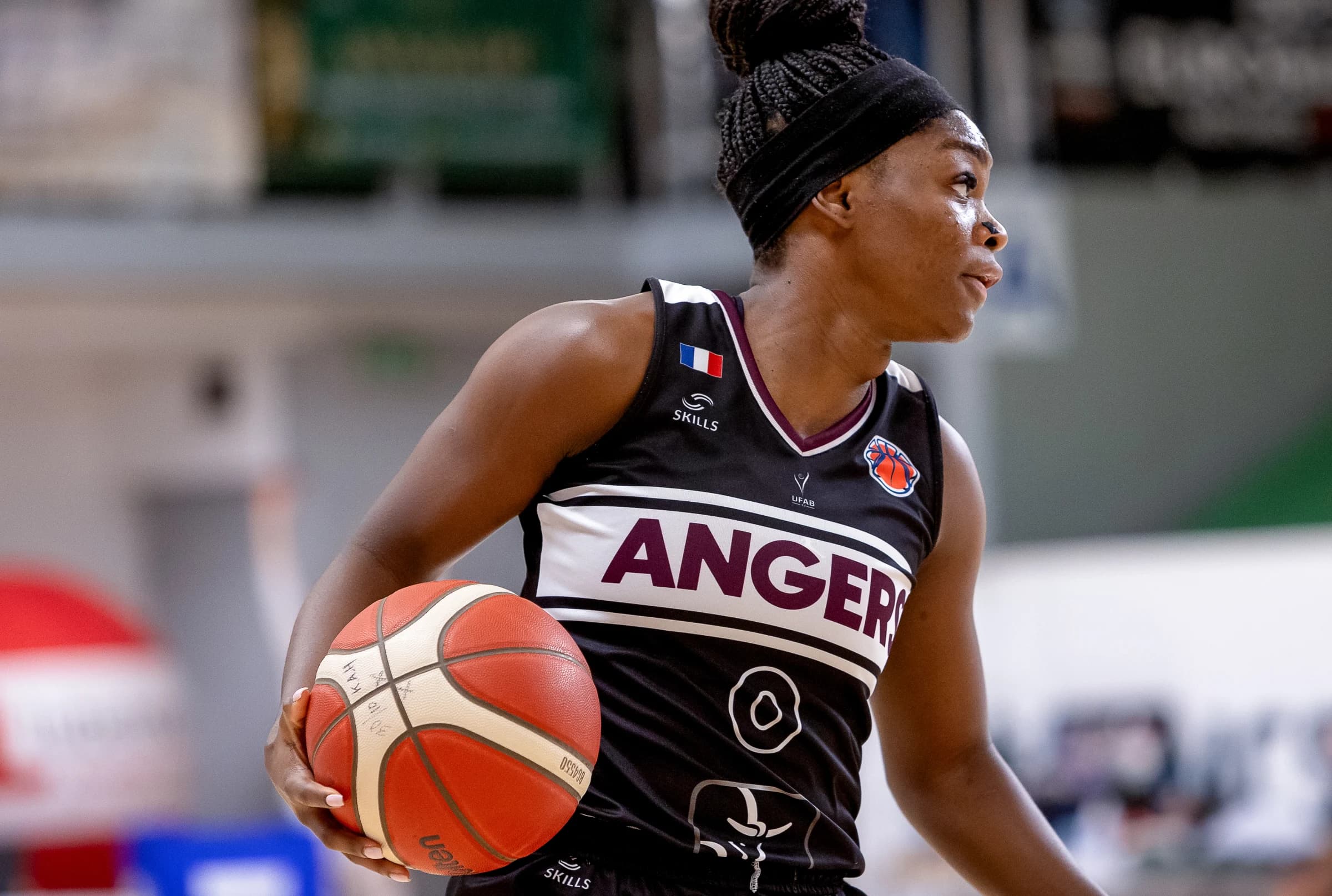 Lattes-Montpellier crucifies Flammes Carolo, Basket Landes and Bourges secure wins, Anna Ngo Ndjock scores 32 points!