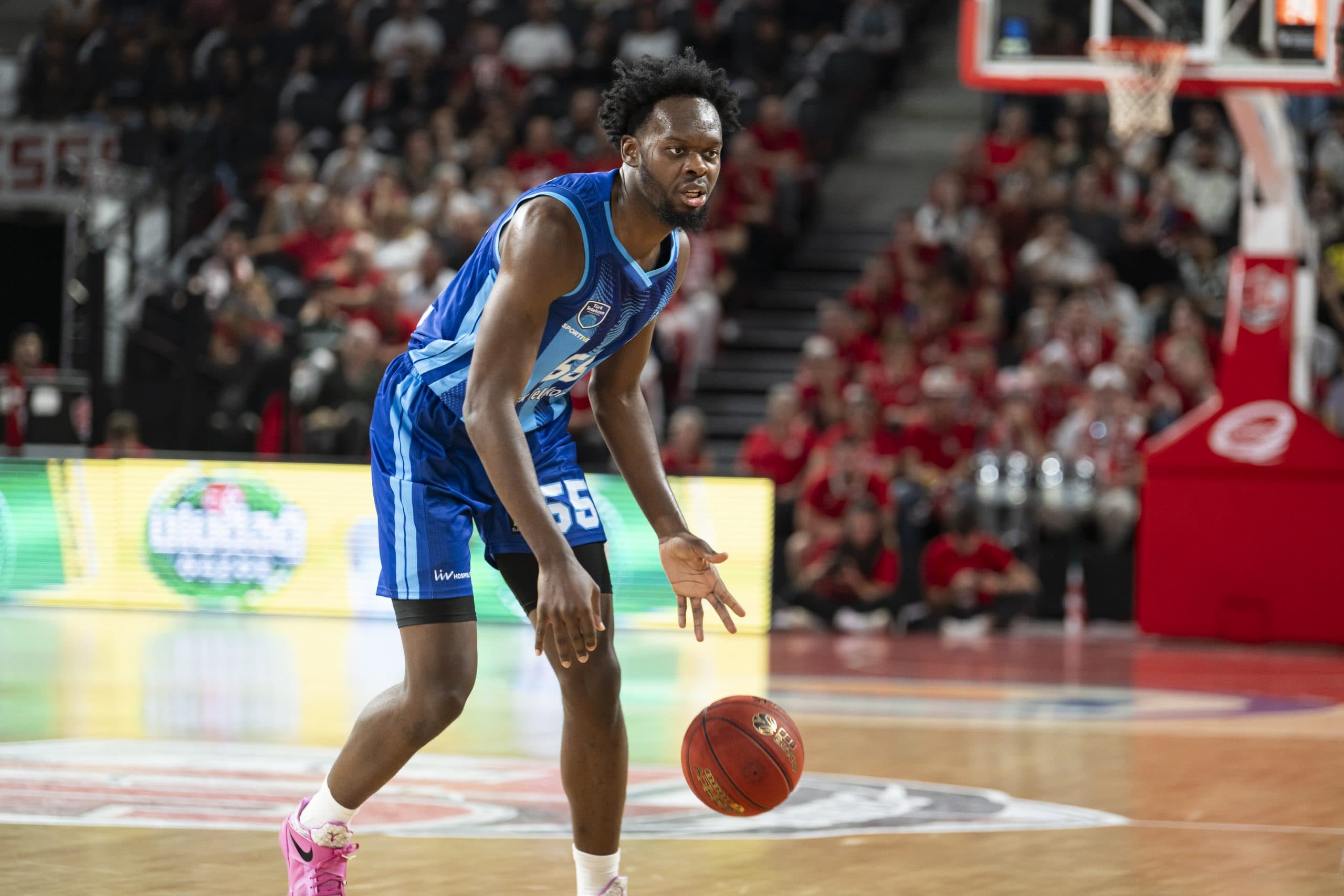 Yoan Makoundou heading to FC Barcelona