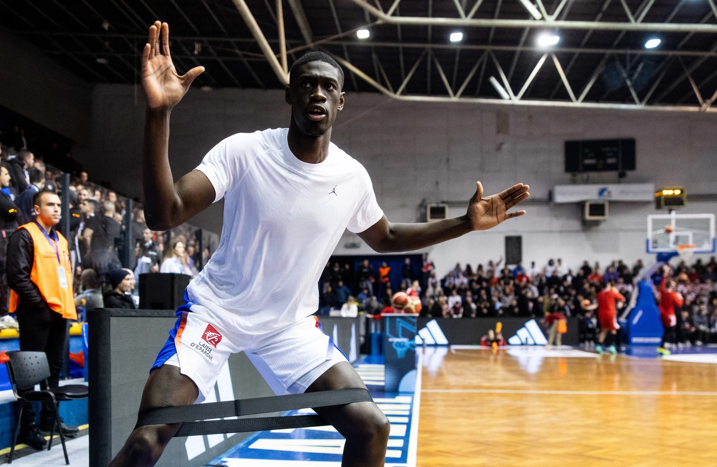 A French international player will sign with ASVEL