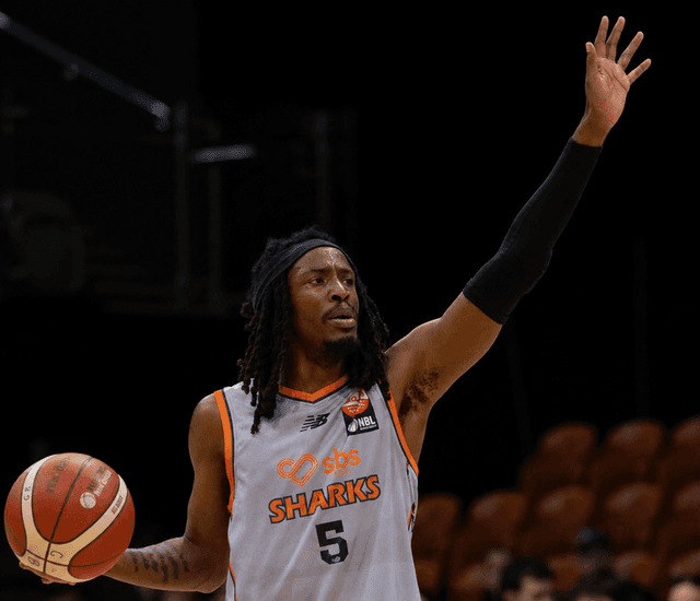 Southland Sharks Dominate Hawkes Bay Hawks with a 117-93 Road Win in Sal’s NBL