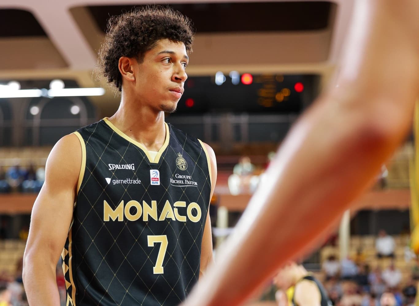 Clarence Massamba, AS Monaco prospect, commits to Tennessee in NCAA