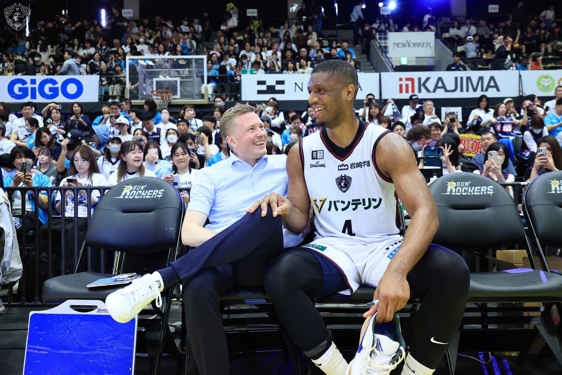 Damien Inglis set to stay in Japan