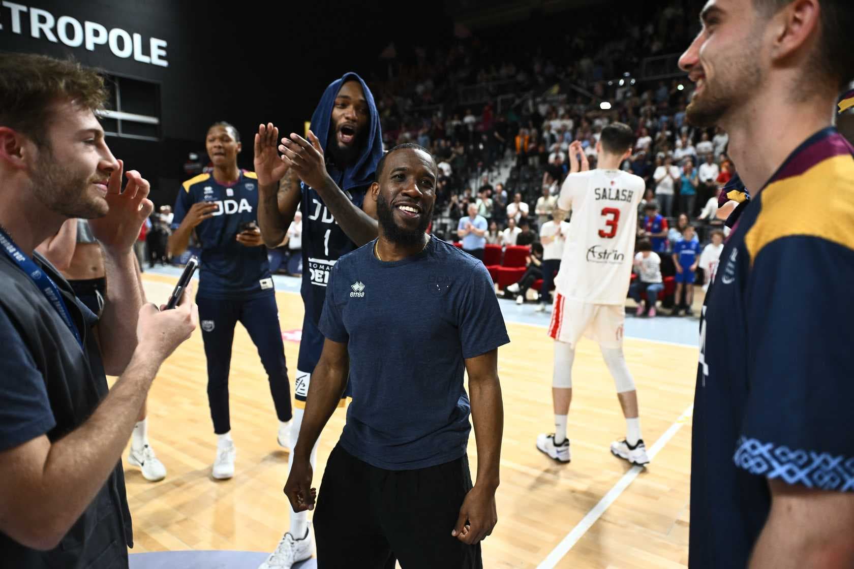 David Holston: « A part of me wanted to give up » before his 11th season with Dijon