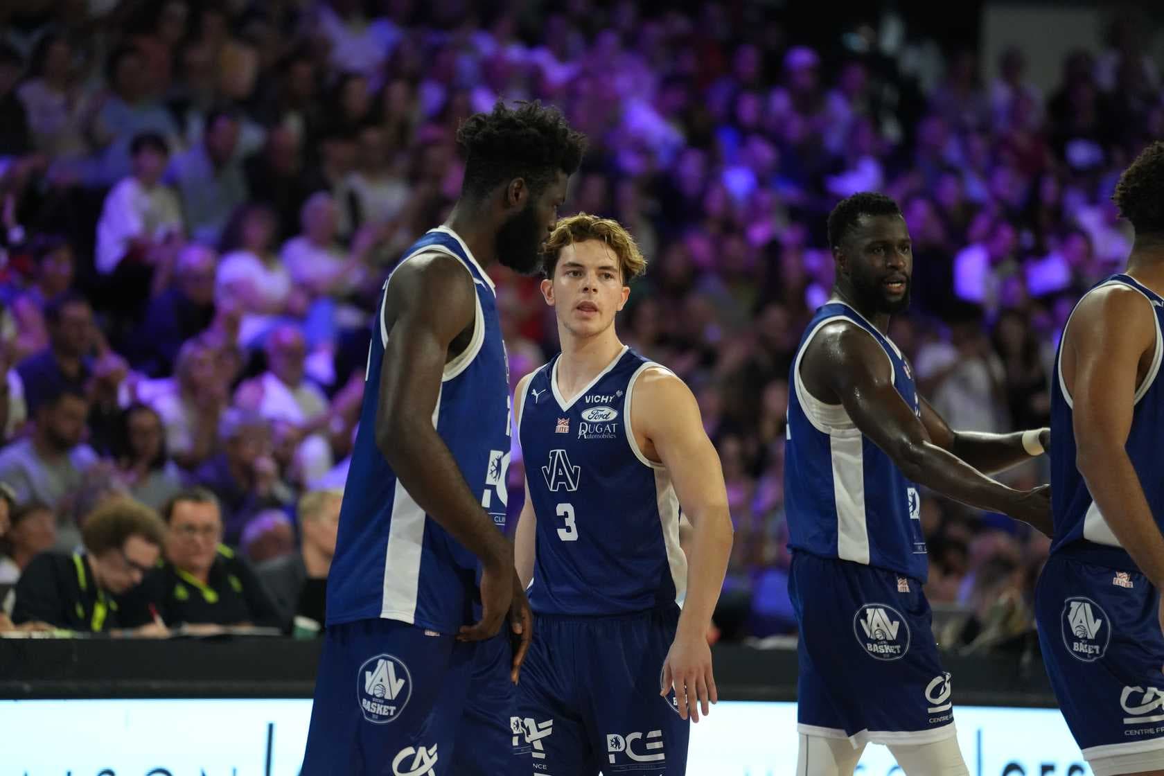 Major setback for Vichy: point guard undergoes surgery and will be out for several months