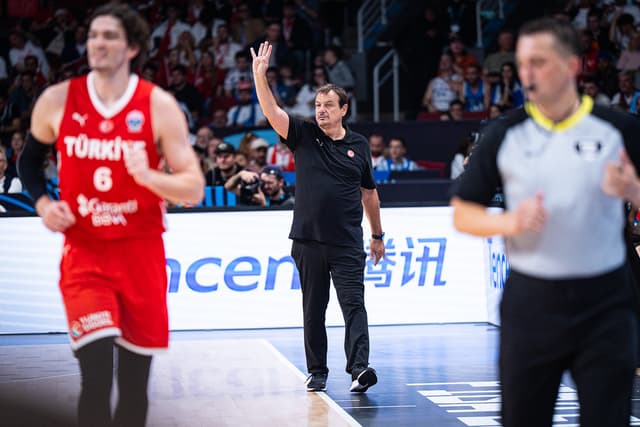 The Ataman enigma, clown or genius? « He’s already the best coach in Turkish history »