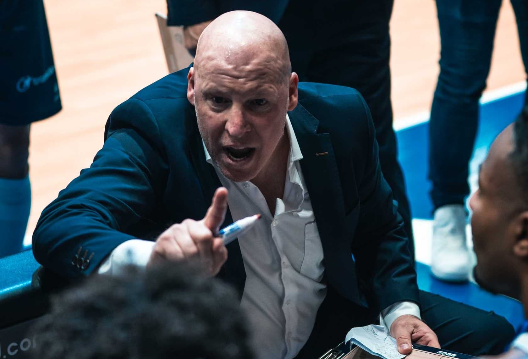 Saint-Quentin parts ways with Éric Bartecheky, just one month after his arrival