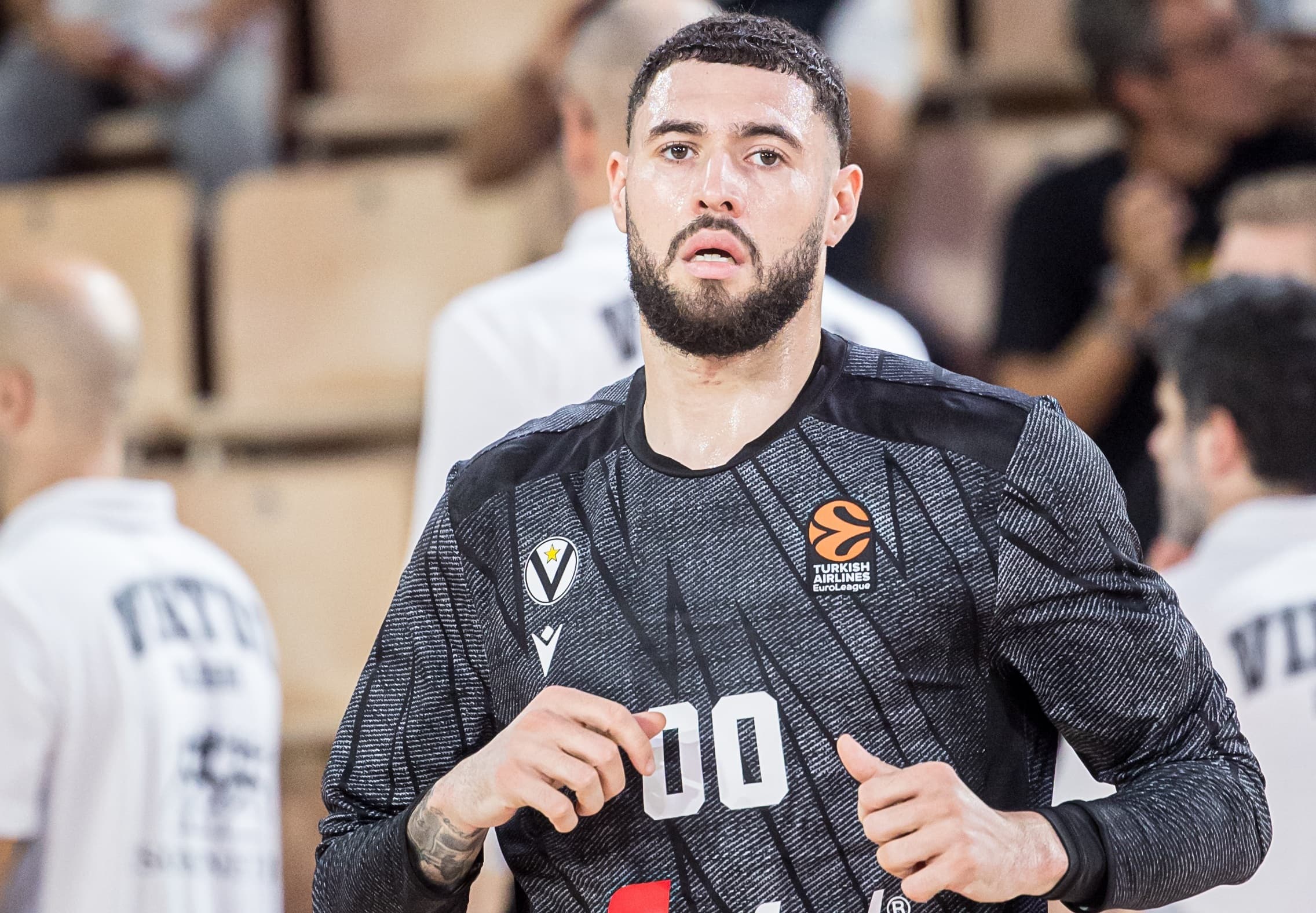 Isaia Cordinier signed for three years with AS Monaco?