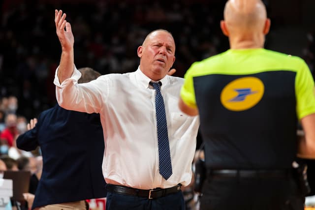 What if Rouen tried to bounce back with a French coaching legend?