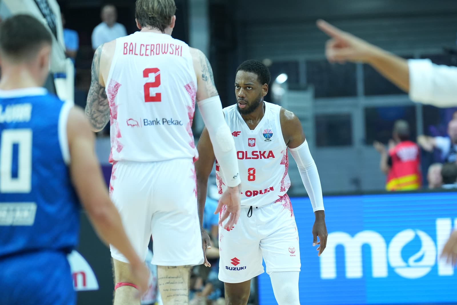 Challenged by Iceland, Loyd’s Poland remains undefeated at EuroBasket