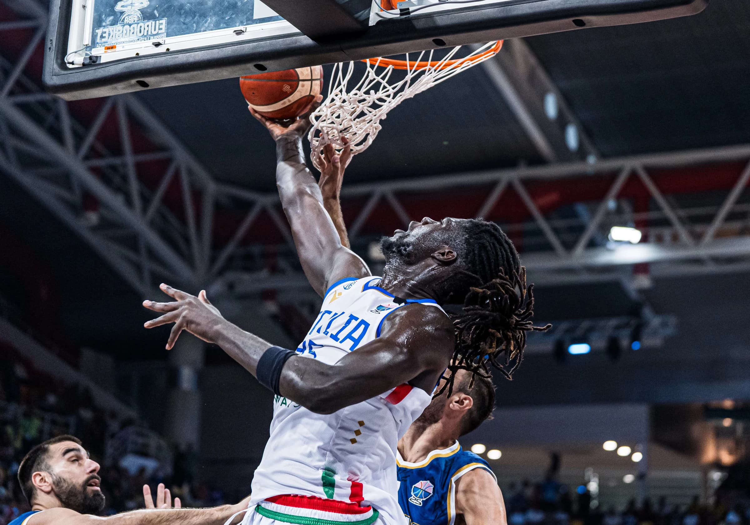 Italy finishes EuroBasket group phase with fourth consecutive victory