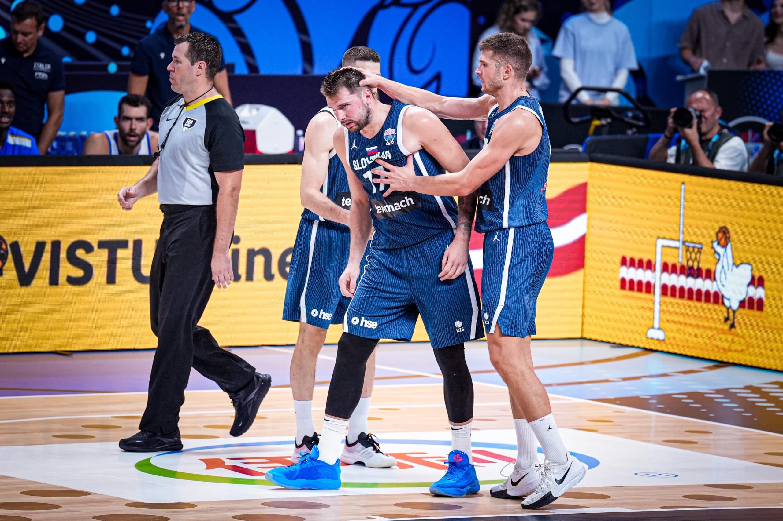 Luka Dončić scores 42 points to qualify Slovenia for quarters against Italy