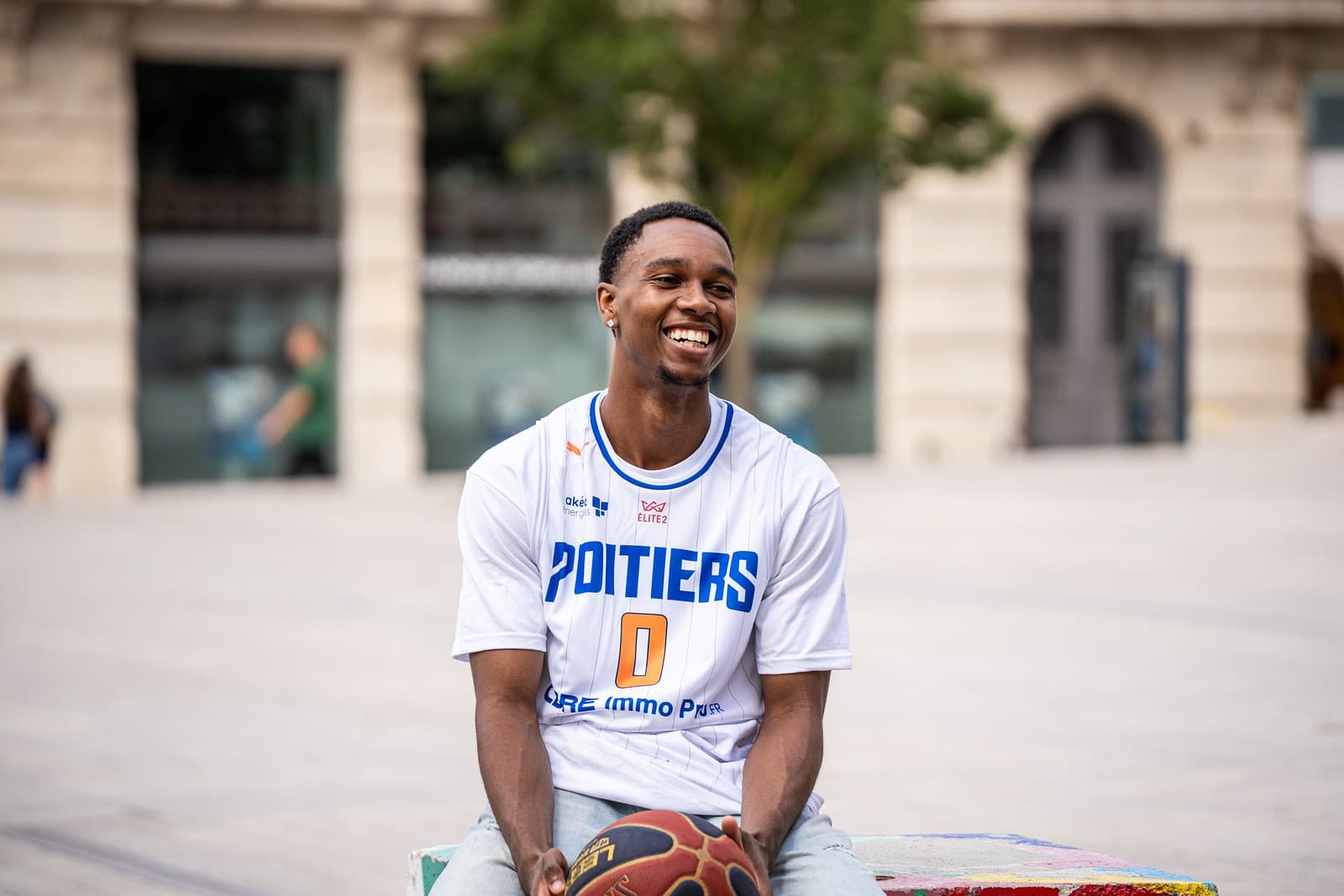 Poitiers starts its season without two injured players