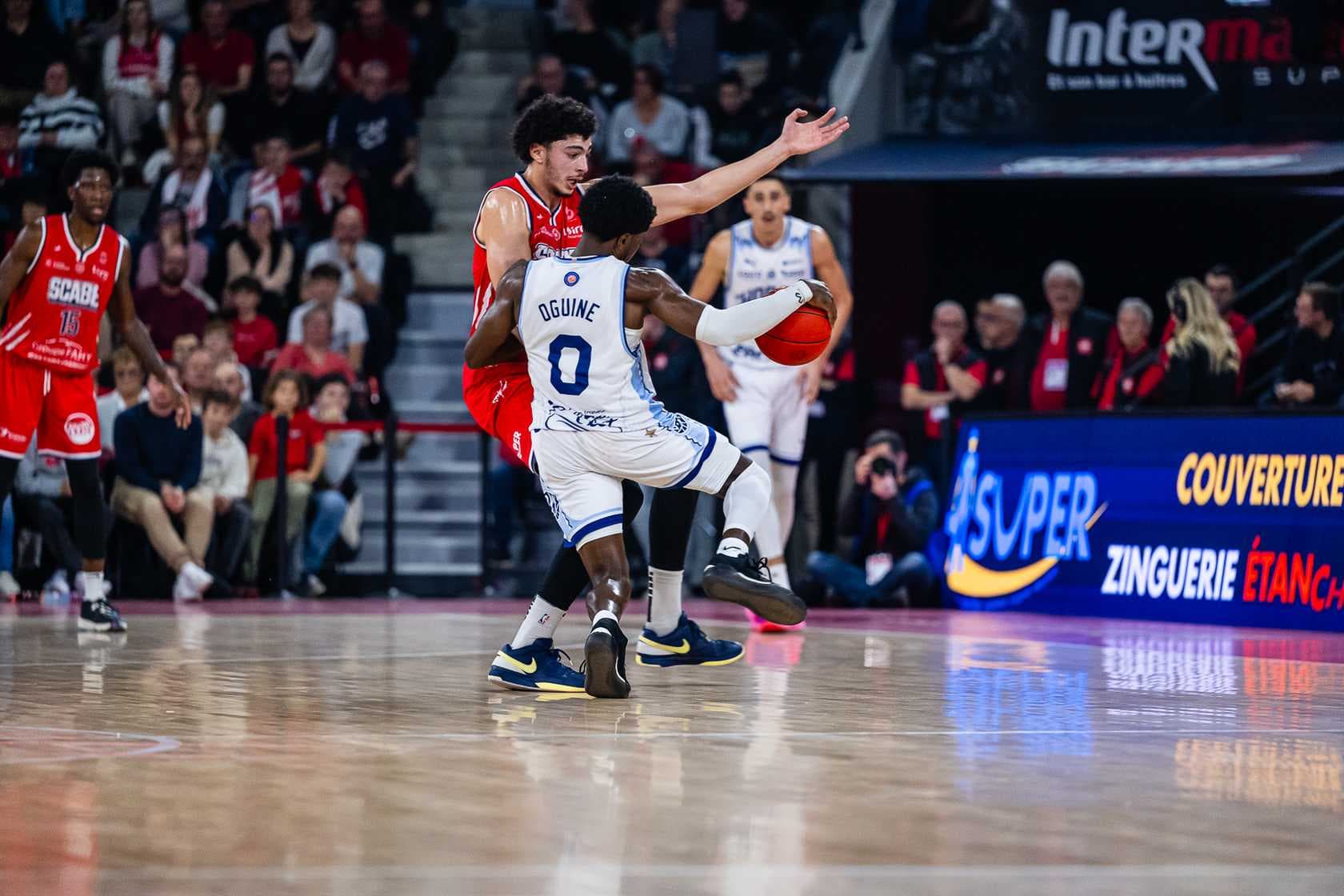 Major ELITE 2 player participates in Paris Basketball preseason