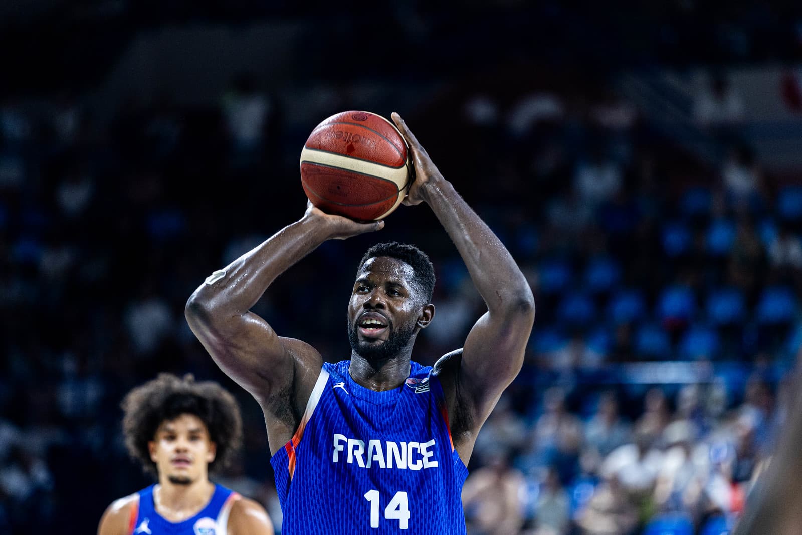 « Finding the balance between impact and discipline »: Promoted to France’s starting center, Jaiteh must avoid early fouls
