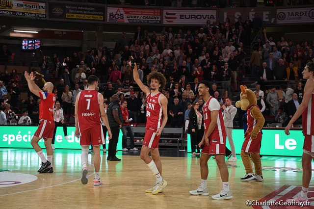 Chalon: First professional point scored for Noah Badibanga