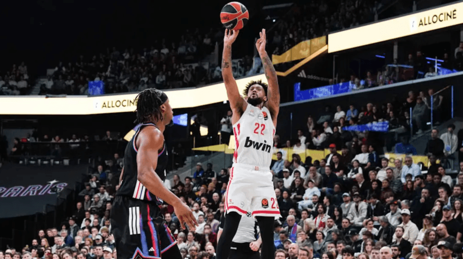 Olympiakos ends Paris Basketball’s winning streak at Adidas Arena