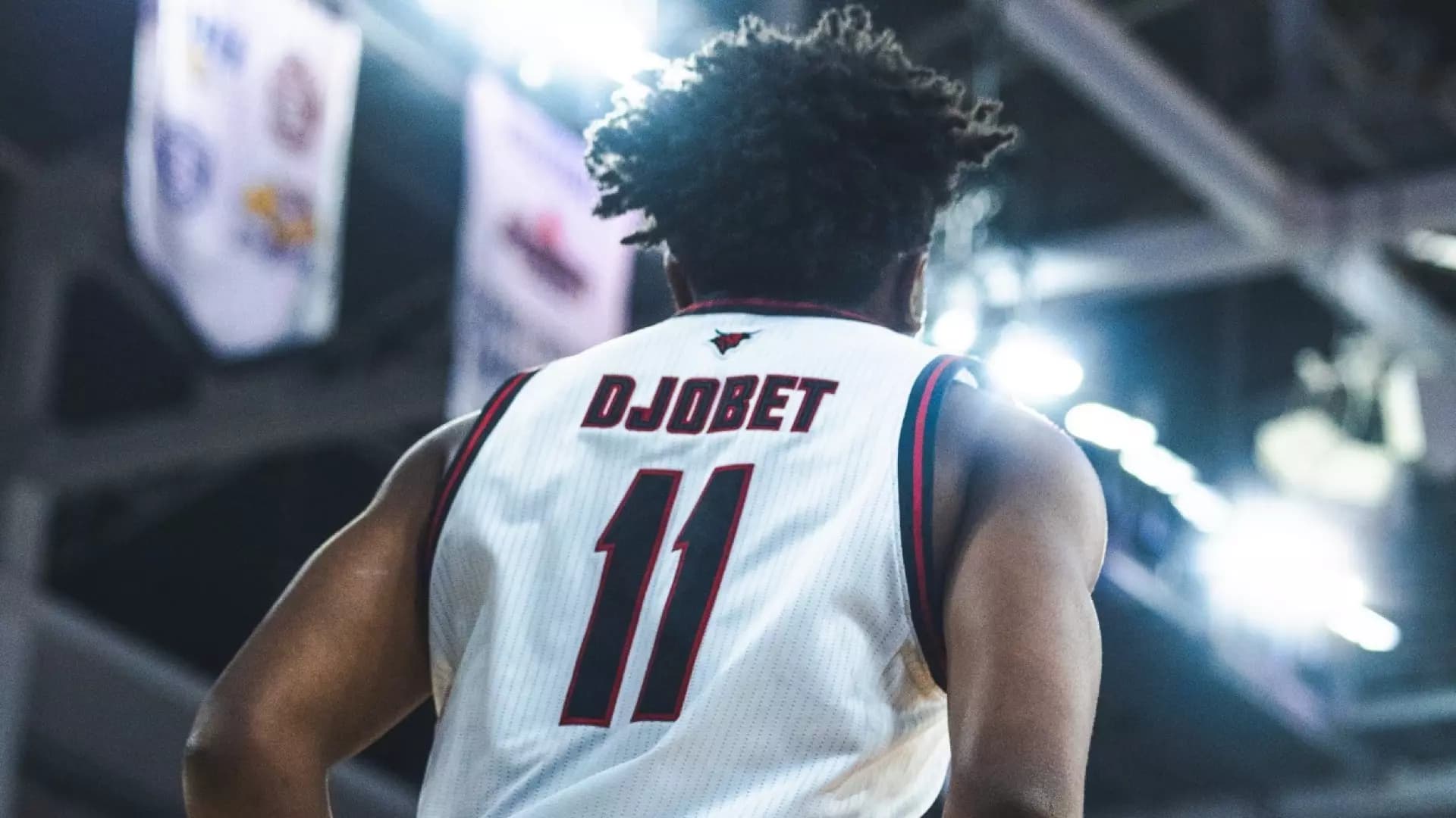 Paul Djobet erupts for 38 points in NCAA despite Omaha’s defeat