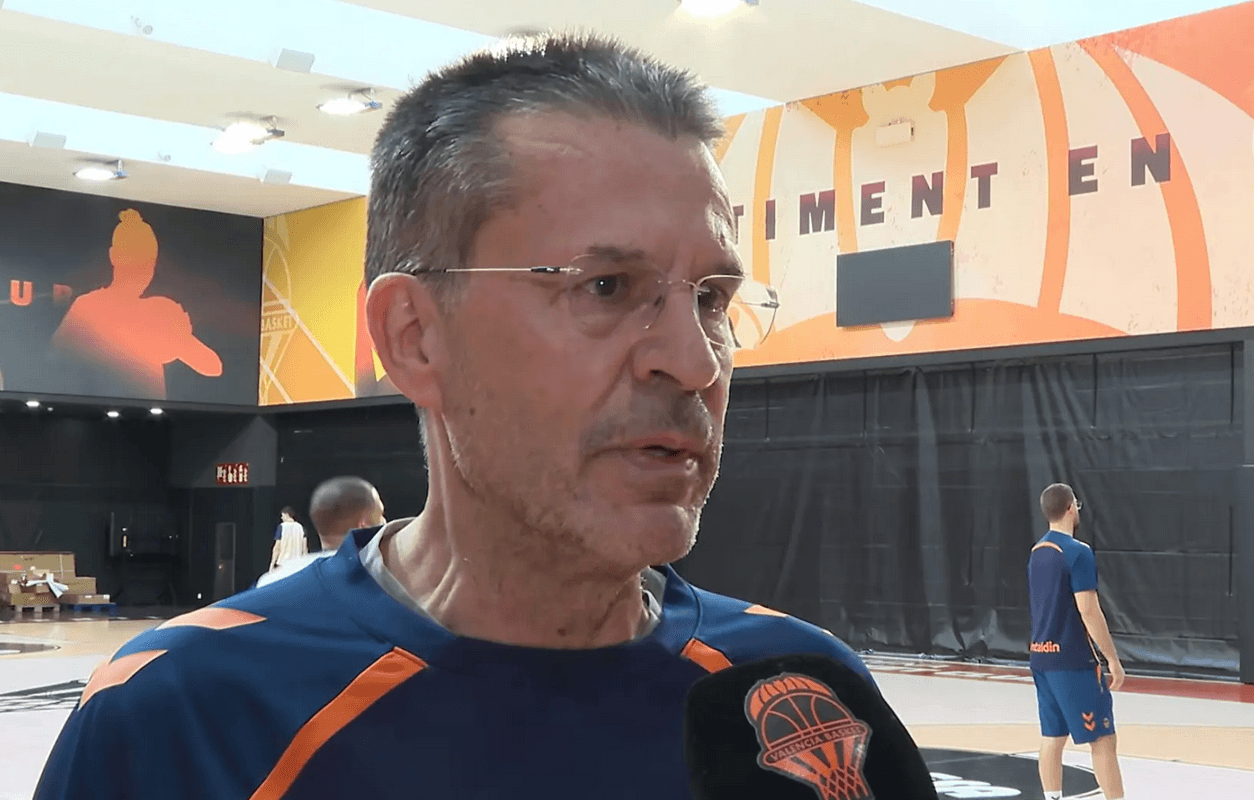Pedro Martínez extends with Valencia until 2028, cementing his status as EuroLeague coaching elite