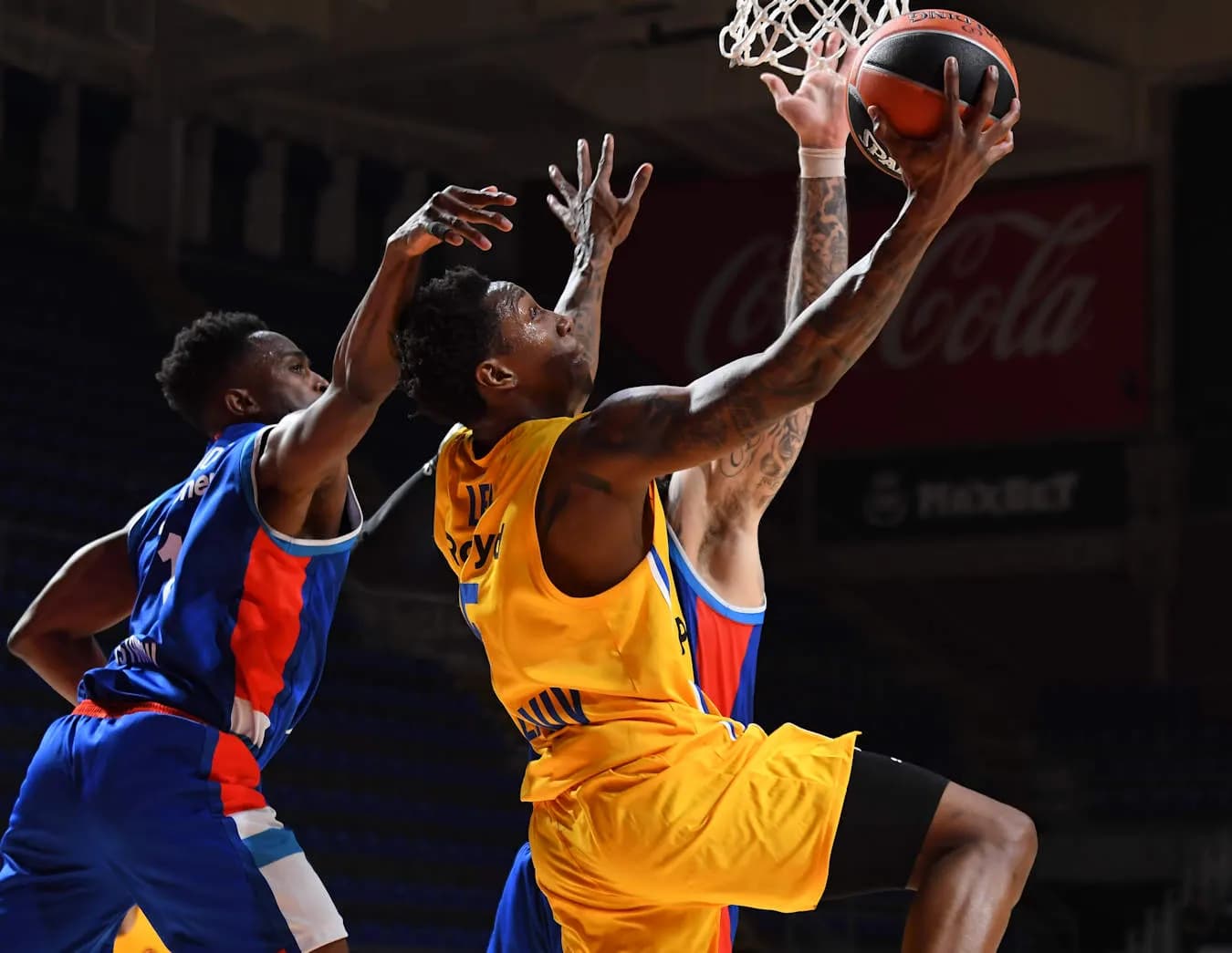 Competition heating up for Cordinier, Beaubois and Loyd at Anadolu Efes: talented guard arrives from Olympiacos