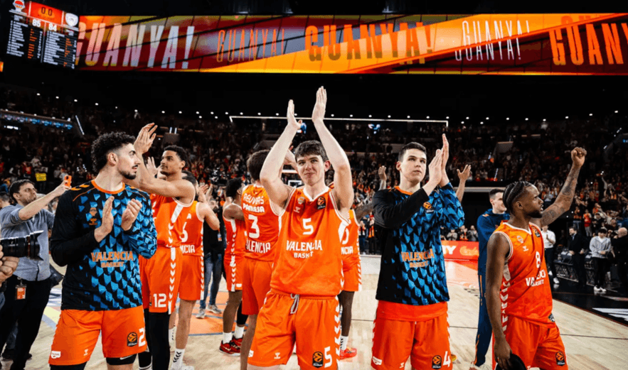 Valencia edges Olympiacos in thrilling EuroLeague battle as De Larrea delivers clutch finish