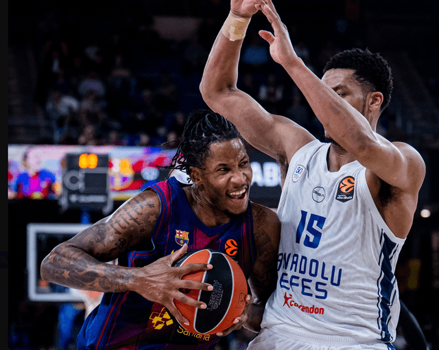Barcelona defeats Anadolu Efes 78-71, intensifying EuroLeague playoff race