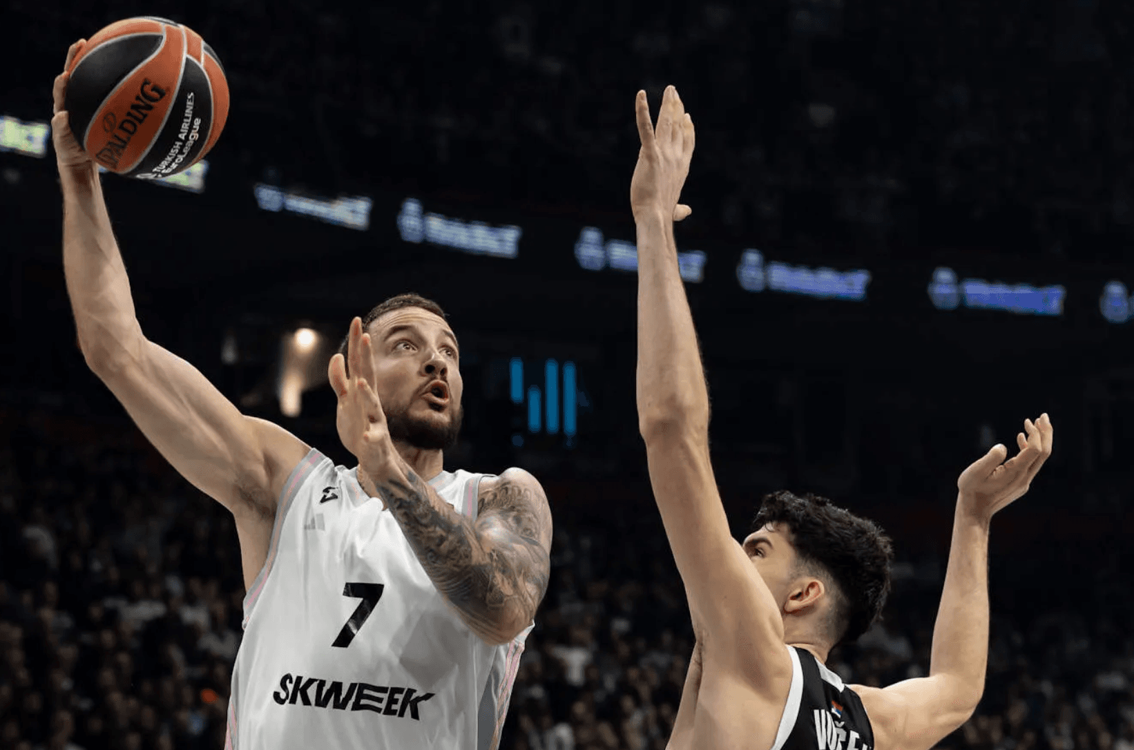 Joffrey Lauvergne returns to Partizan Belgrade twelve years after his first stint