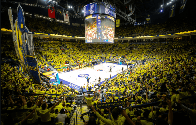 Fenerbahce dominates Game 1 against Zalgiris with explosive 3-point shooting in EuroLeague playoffs