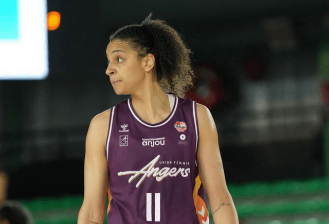 Cassidie Burdick Explodes for Career-High 12 Points and 15 Rebounds as Angers Crushes Roche Vendée