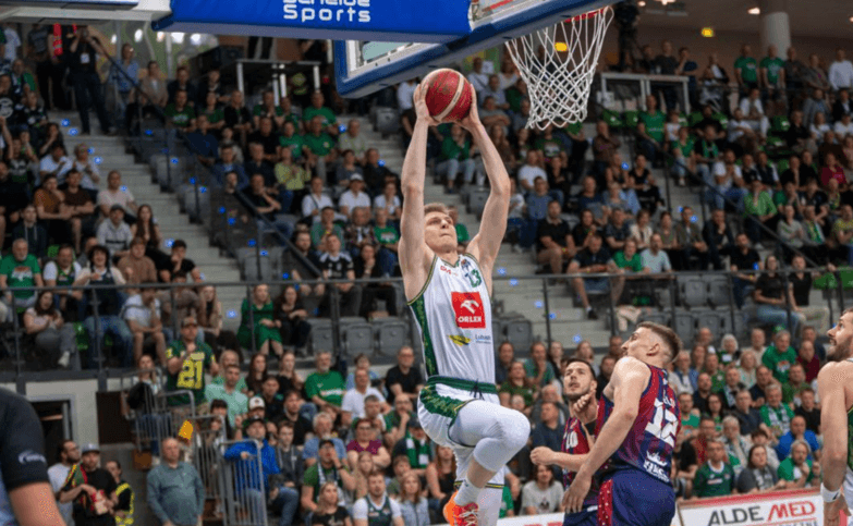 Orlen Basket Liga Playoffs: Zielona Gora Secures Semifinal Berth