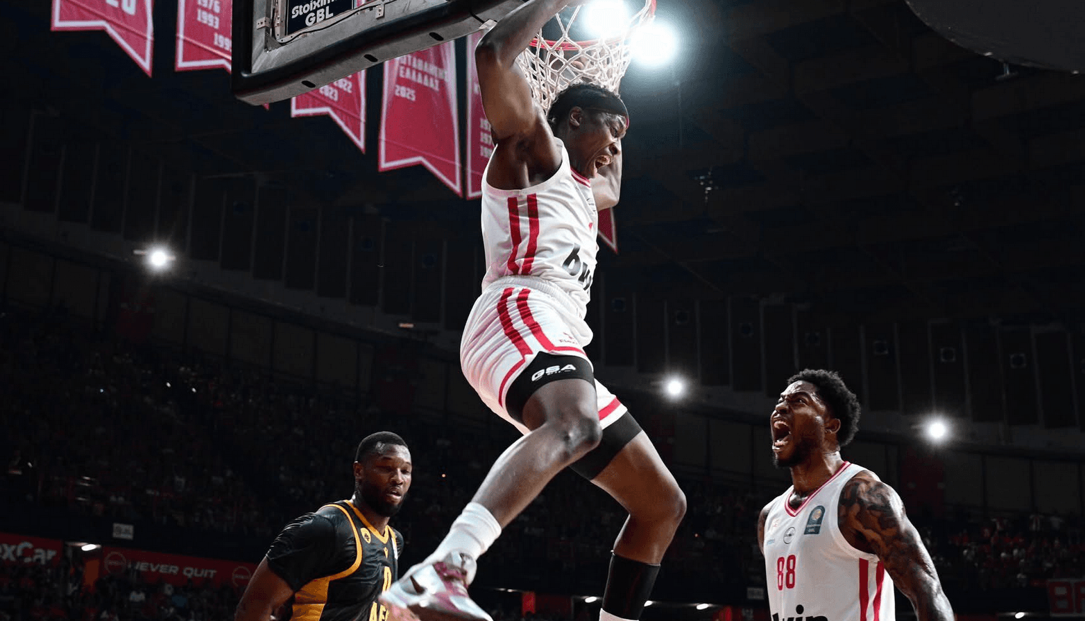 Esake Playoffs: Depth and Control Separate Olympiacos and Panathinaikos in Game 1 Victories