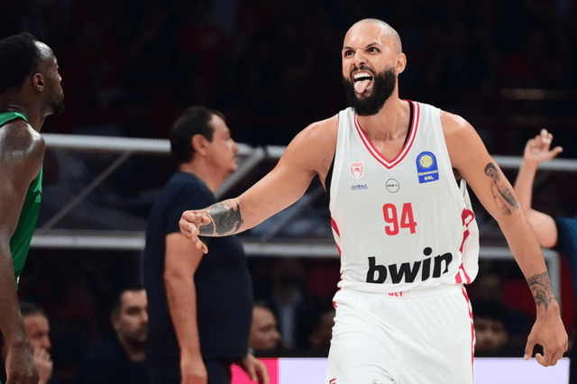 Olympiacos’ Defensive Grind Edges Out Panathinaikos in Tightly Wound Finals Opener