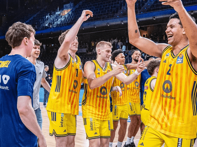 EasyCredit BBL Playoffs : ALBA Berlin Reaches Finals with Dominant Game 5 Victory over Bamberg