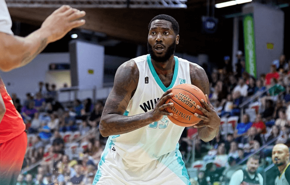 Teddy Allen and Jeremiah Tilmon Power Winnipeg Sea Bears Past Calgary Surge