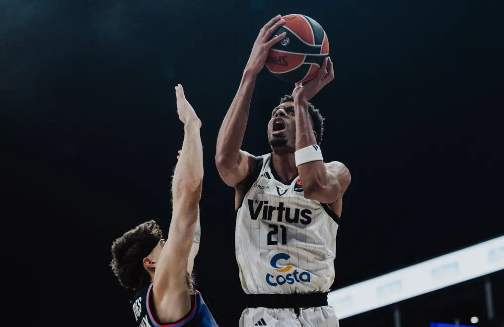 Virtus Bologna stuns Paris Basketball as EuroLeague Matchday 5 delivers a bard burner and two blowouts