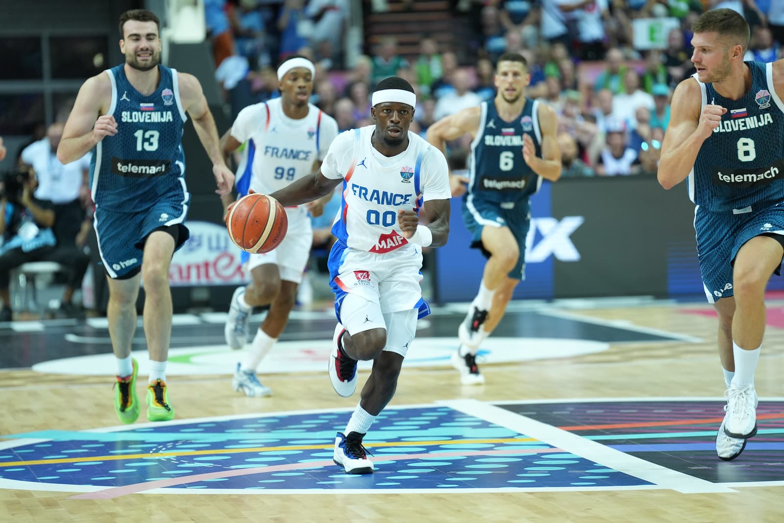 « He was incredible »: Sylvain Francisco on fire against Slovenia